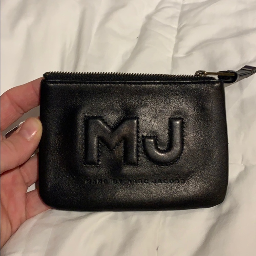Marc Jacobs card zip